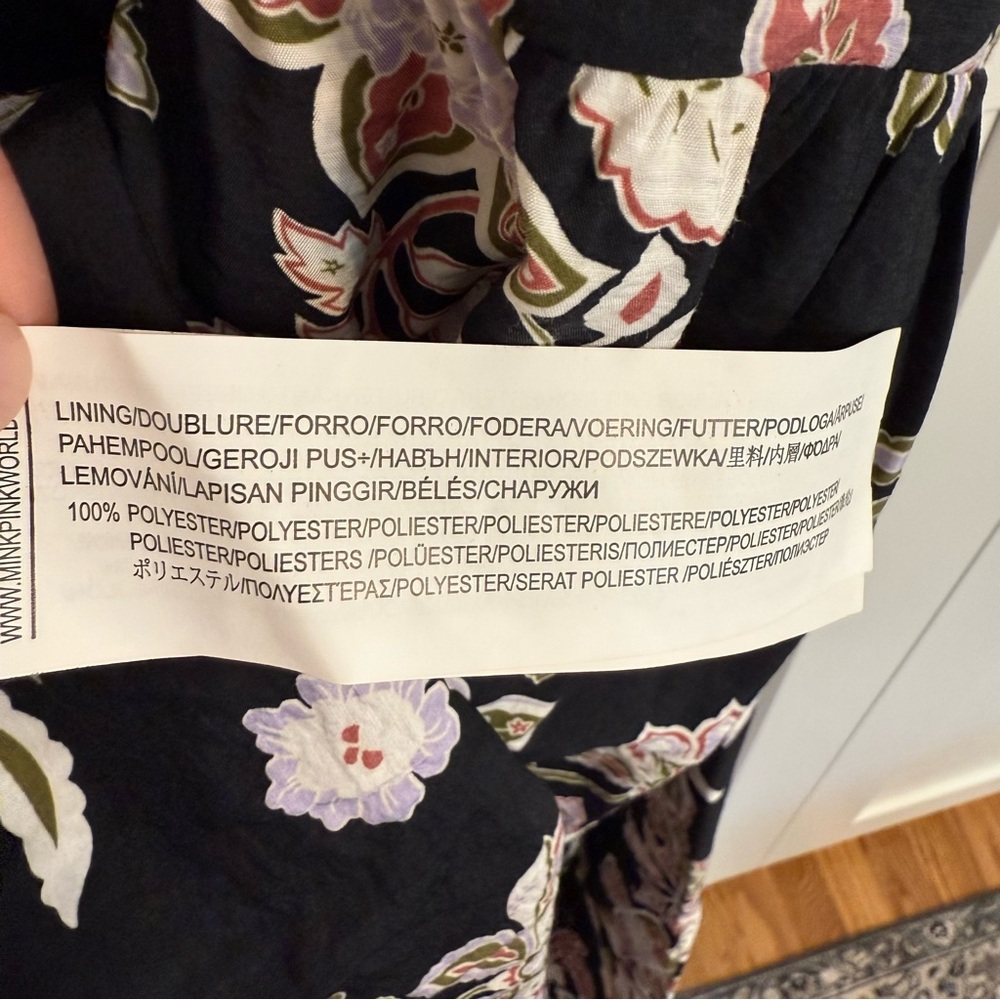 NWT! MINKPINK Women’s LARGE Willow Midi Dress in Black Floral Puff Sleeve - Picture 9 of 10
